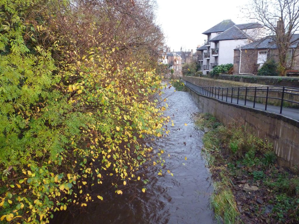 Moving from Cambridge to Edinburgh? Check out charming Stockbridge and the Water of Leith!